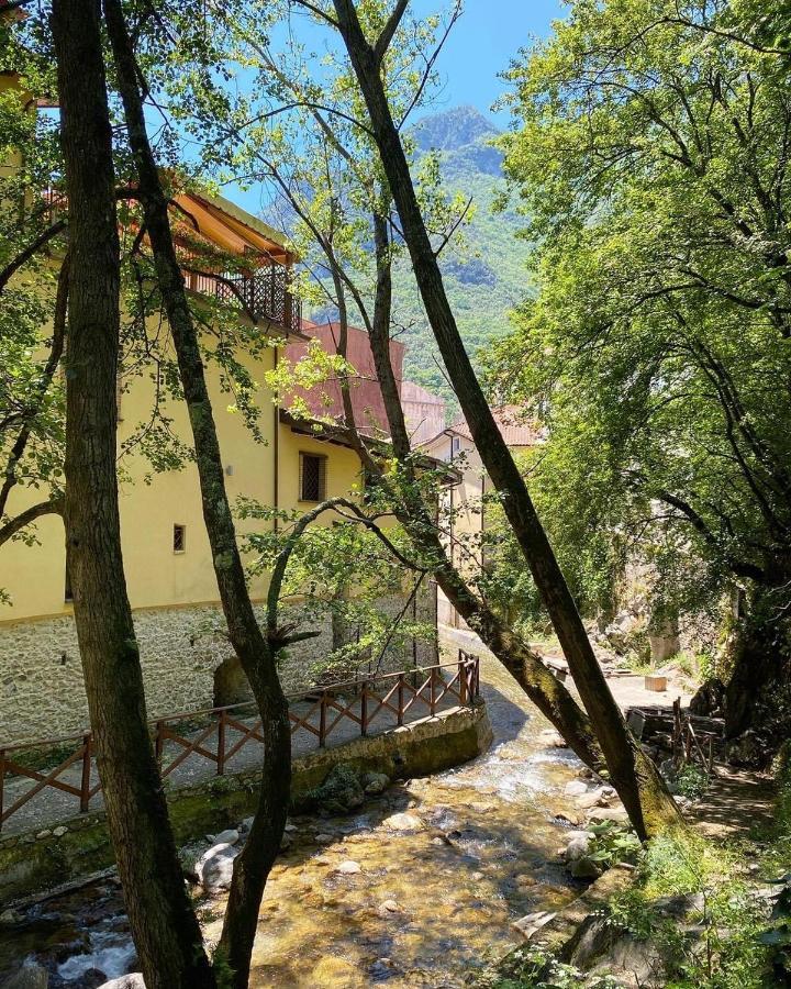 Campagna Waterfalls View Suites Kültér fotó